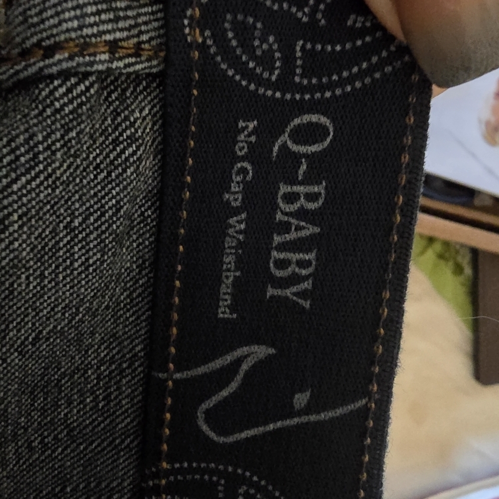 Q-Baby Jeans with No Gap Waistband
